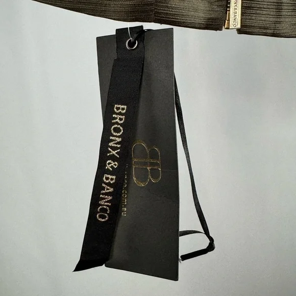 NWT Bronx and Banco x REVOLVE Luna Top in Khaki‎ Size Small